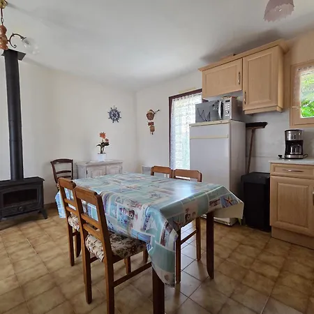 Vakantiehuis Maison Residentielle Avec Animaux Sur Demande - 4 Pers. - Fr-1-476-261 *